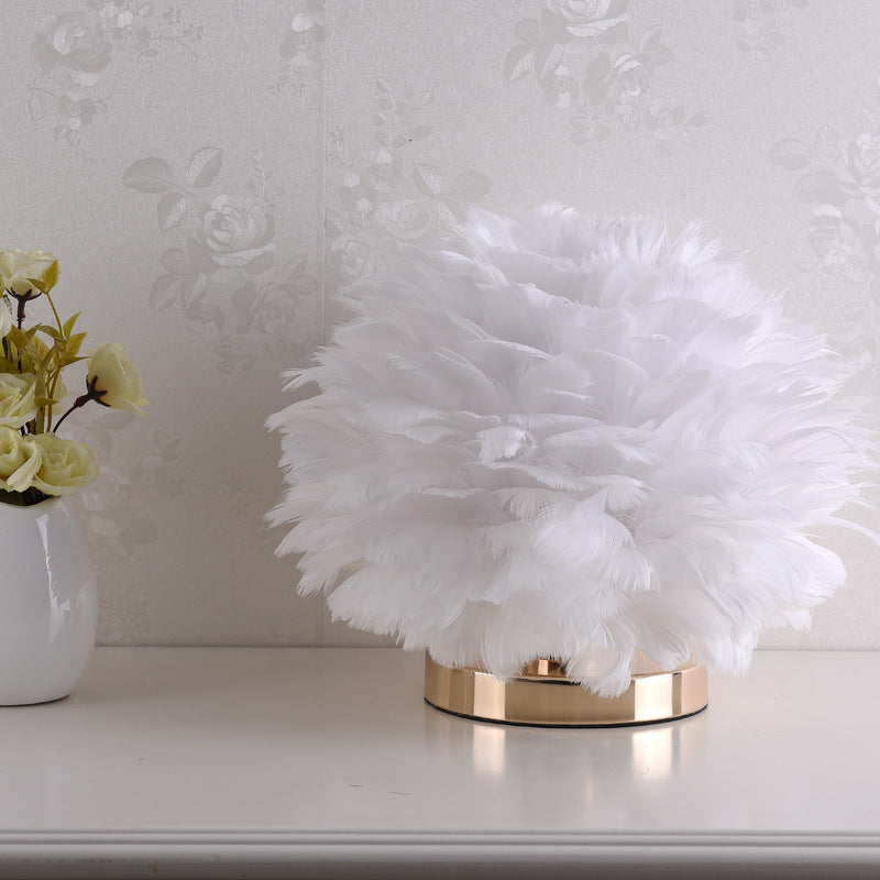 BowLift Luxury Feather Table Lamp – Elegant Bedroom & Nightstand Lighting
