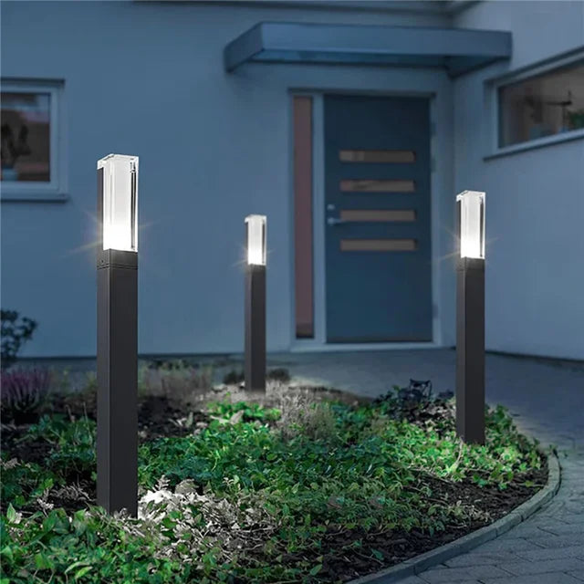 LZINA™ | Elegant Solar Post Light