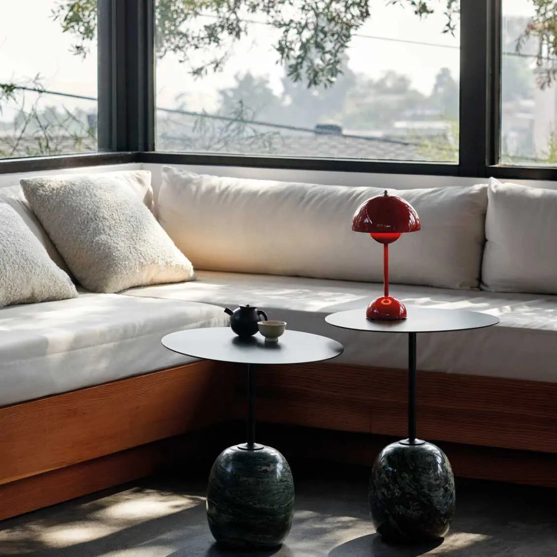 BowLift Lunaire LED Table Lamp for a Sleek, Modern Ambience