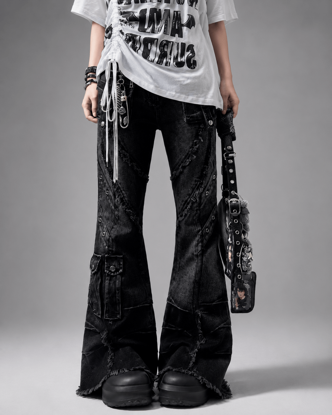 Women’s Black Baggy Flared Jeans Low Rise Cargo Pocket Denim Trousers