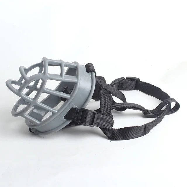 LZINA™ | Adjustable dog muzzle made of soft & flexible silicone