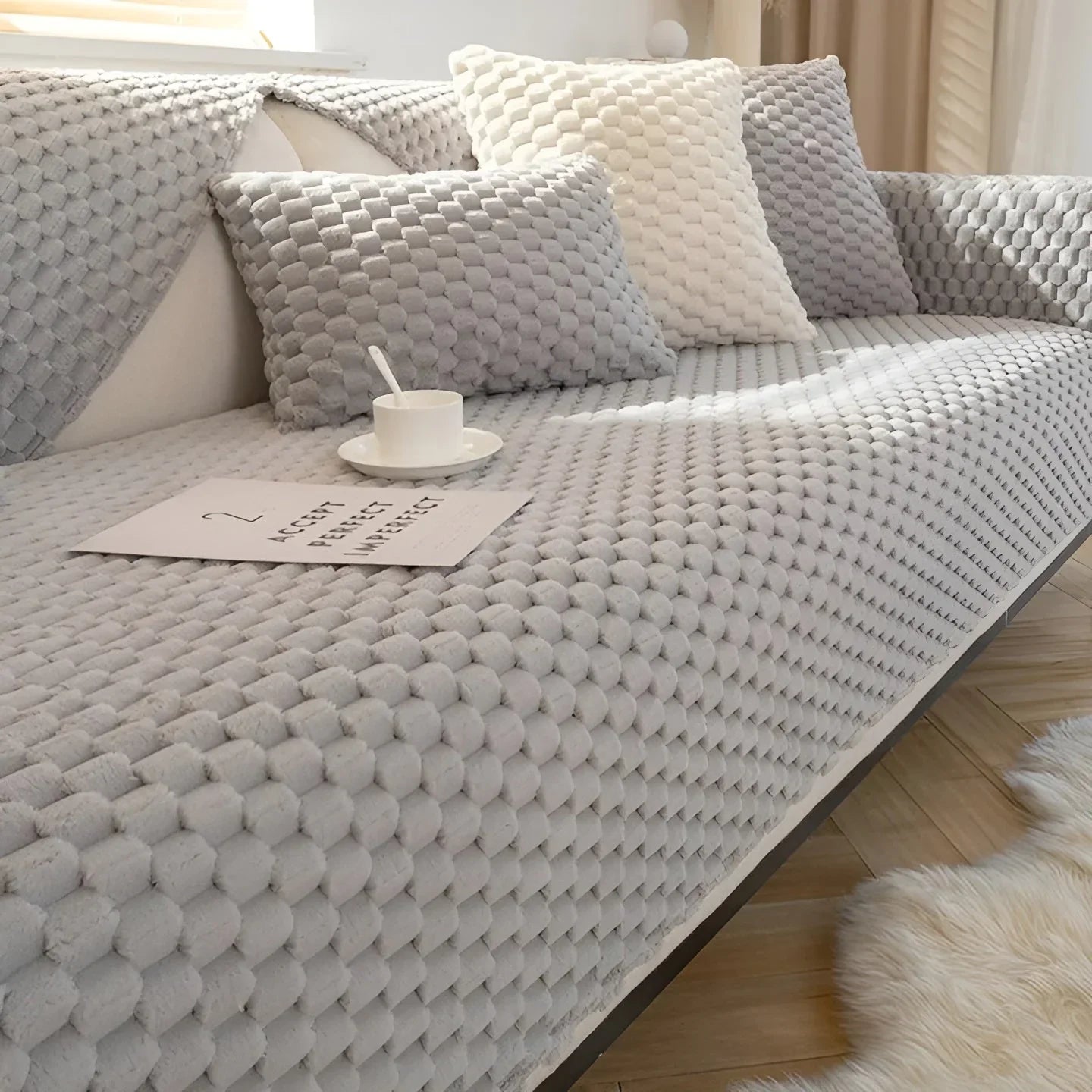 BowLift | Luxurious velvet sofa cover with textured pattern
