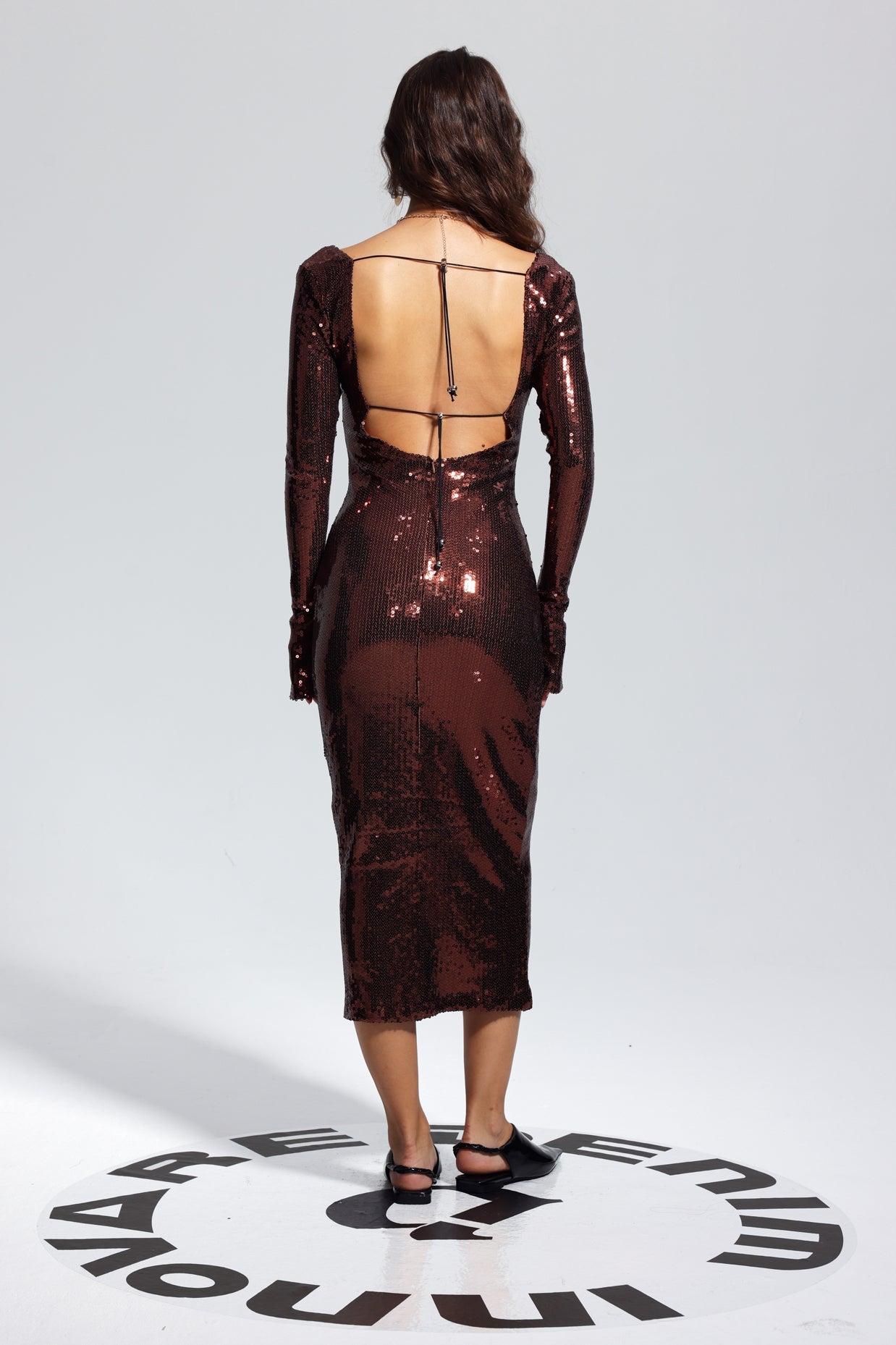 Women's Brown Long Sleeve Sequin Backless Midi Dress with Front Cut-Out