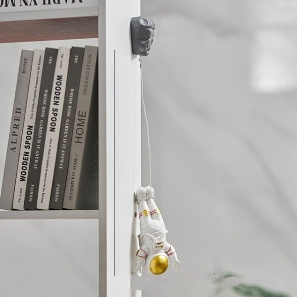 LZINA™ | Astronaut Climber Wall Decoration Figures