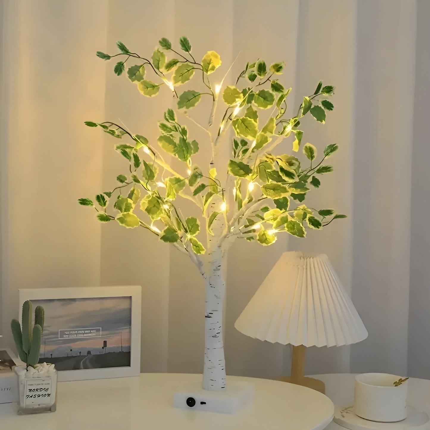 BowLift BrightTree Table Lamp — Enchanting Tree-Inspired Design with Cozy Warm LED Light