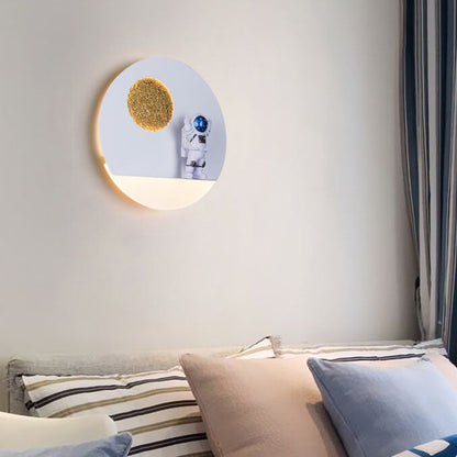 BowLift Modern Iron-Resin Round Astronaut LED Wall Light – Unique Bedroom Accent Lamp
