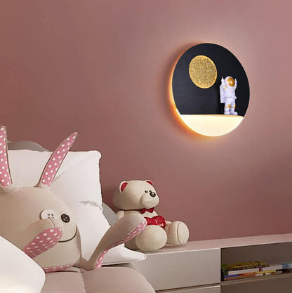 BowLift Modern Iron-Resin Round Astronaut LED Wall Light – Unique Bedroom Accent Lamp