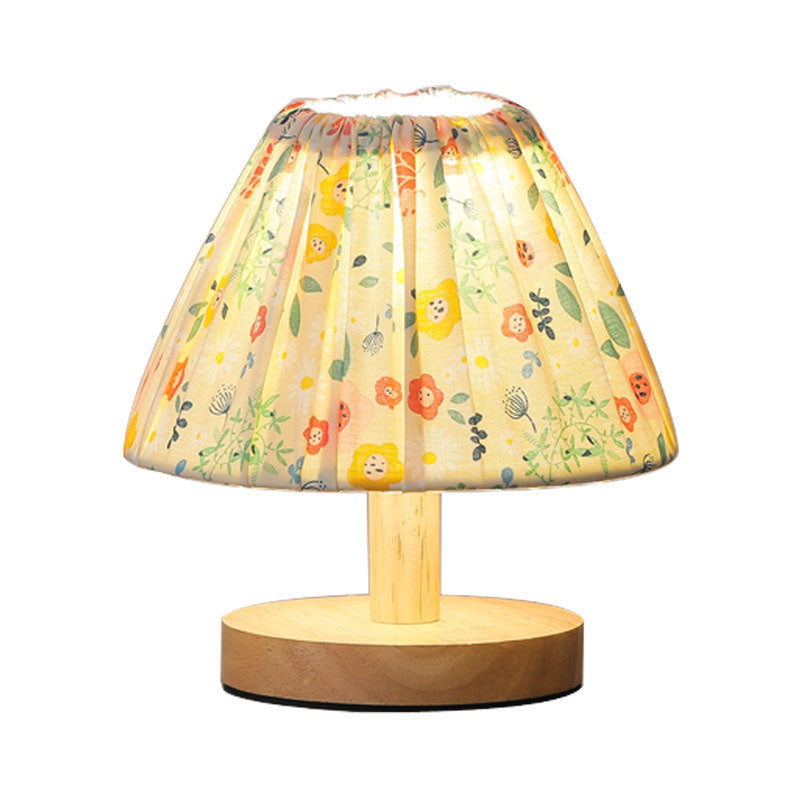 BowLift Modern Minimalist Iron Flower-Shape Table Lamp – One-Light Creative Design