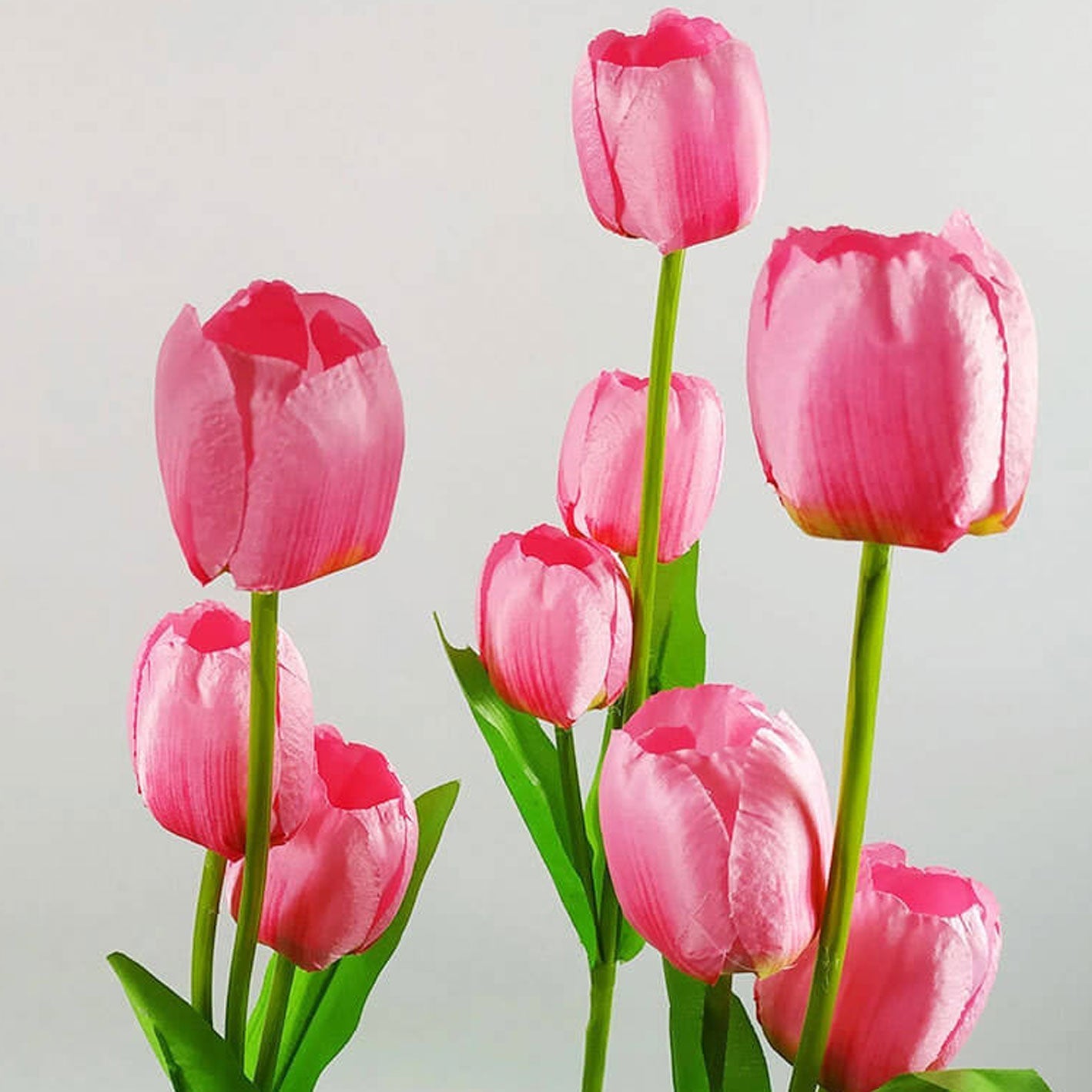 LZINA™ | Solar Tulip Lawn Light Outdoor Garden LED Tulip Flower Light Ground Stake Landscape Light