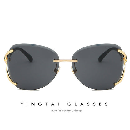 Women's elegant sunglasses with extravagant metal frame and mirrored lenses Bowlift