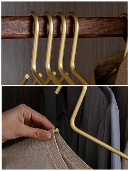 BowLift | 5 pieces of hangers made of solid matte gold/silver │ Seamless wardrobe organizer made of metal