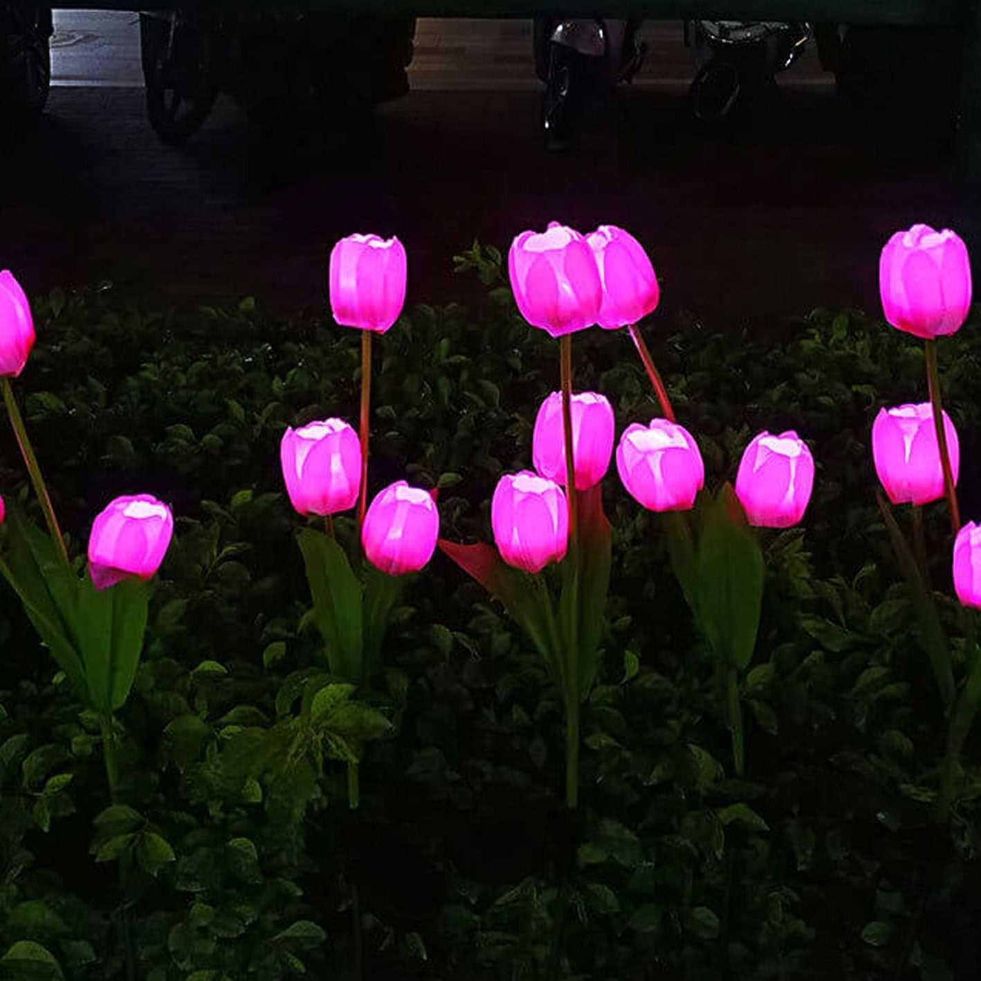 LZINA™ | Solar Tulip Lawn Light Outdoor Garden LED Tulip Flower Light Ground Stake Landscape Light