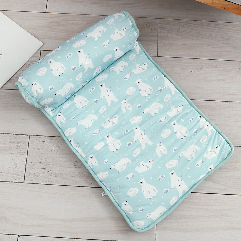 Cooling Mat Ice Silk for Dogs and Cats – Self-Cooling Without Electricity | Bowlift