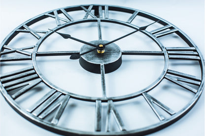BowLift | Vintage Iron Large Retro Wall Clock