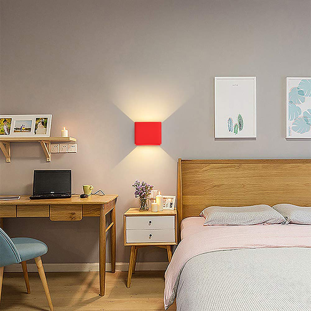 BowLift | OrrSquare – Sleek Modern Square Wall Lamp for Chic, Stylish Lighting