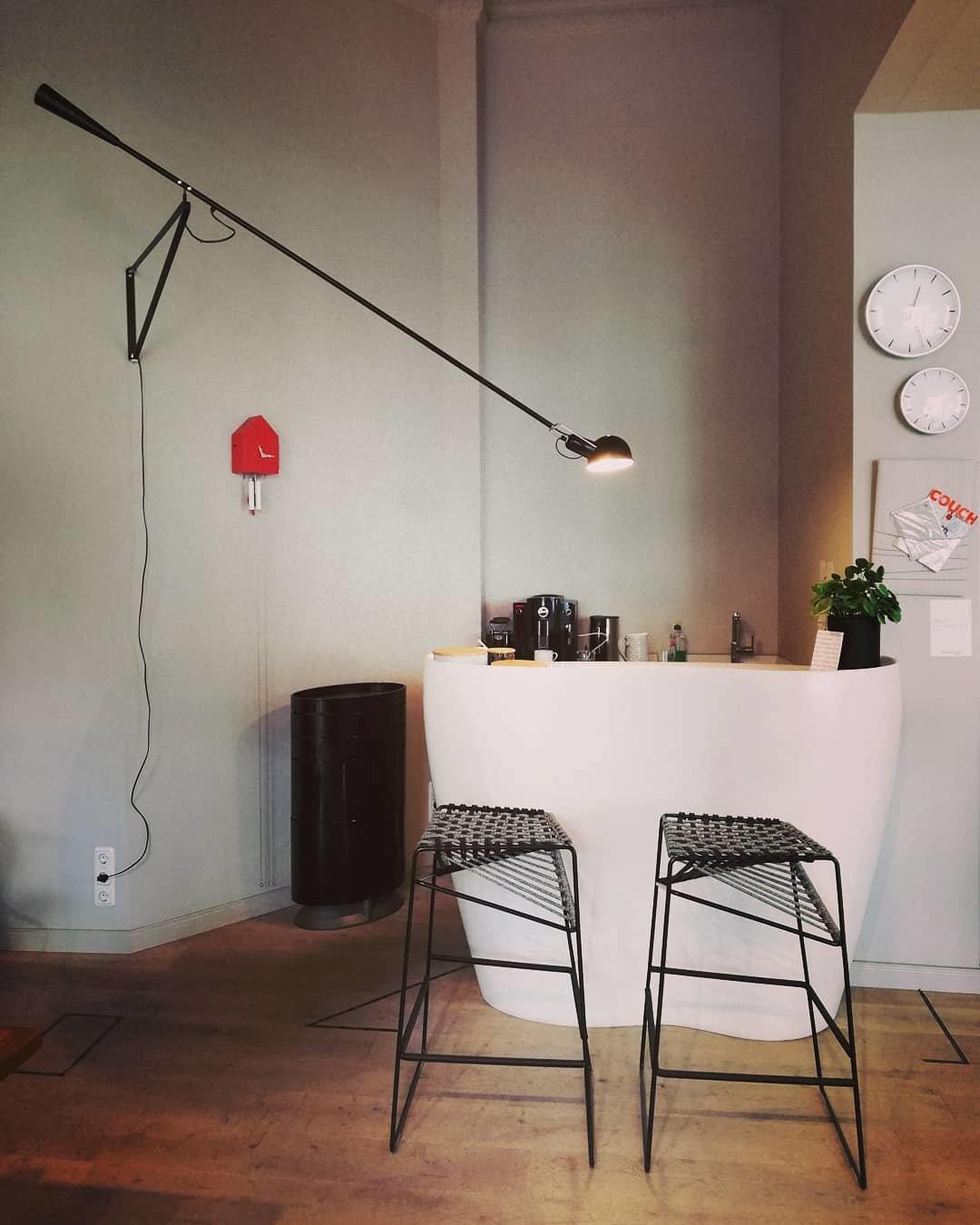 BowLift Model 265 Wall Lamp – Sleek, Modern Accent Lighting