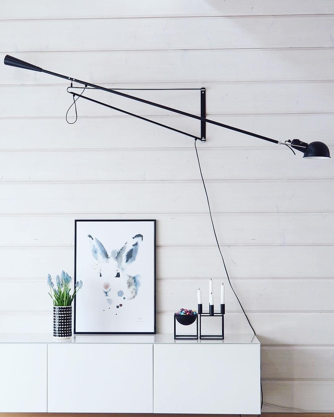 BowLift Model 265 Wall Lamp – Sleek, Modern Accent Lighting