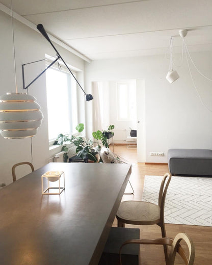 BowLift Model 265 Wall Lamp – Sleek, Modern Accent Lighting