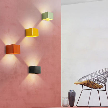 BowLift | OrrSquare – Sleek Modern Square Wall Lamp for Chic, Stylish Lighting