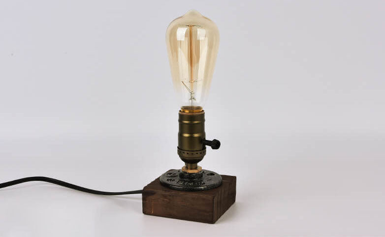BowLift Vintage Industrial Iron Table Lamp — 1-Light Bulb Design