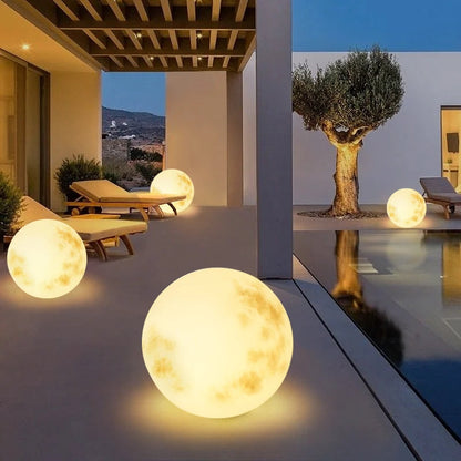 LZINA™ | Garden lamp in the shape of the moon