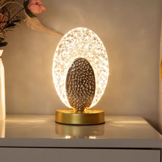 BowLift Peacock Table Lamp - Modern Luxury with CrystalGlow