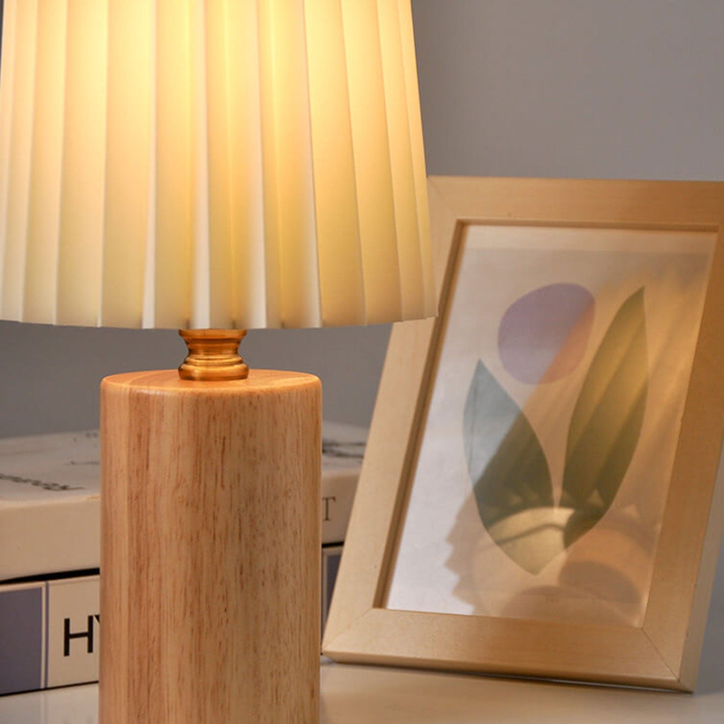BowLift Vintage Korean Pleated Column Table Lamp – Solid Wood Base, 1-Light