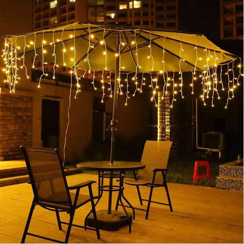 LZINA™ | Quntis 10m 300 LED Solar String Lights – IP44 Waterproof Outdoor Garden & Patio Christmas Waterfall Icicle Lights for Holiday & Party Decoration