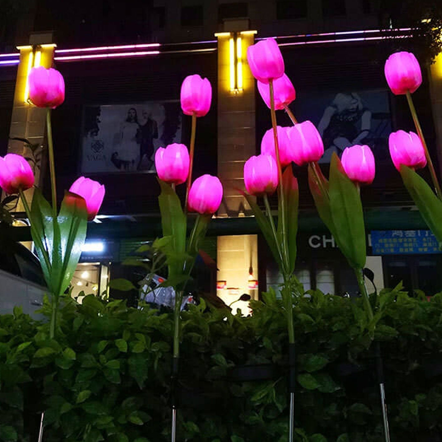 LZINA™ | Solar Tulip Lawn Light Outdoor Garden LED Tulip Flower Light Ground Stake Landscape Light