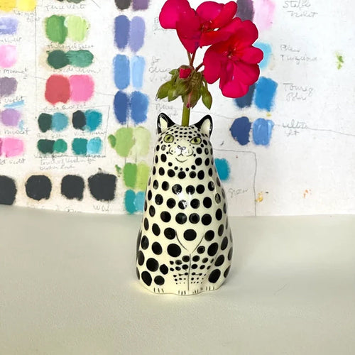 LZINA™ | Dotted Cat Vase