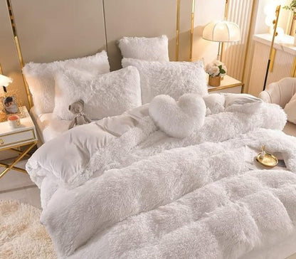 LZINA™ | Luxury Plush Duvet Cover with Zipper Closure and Corner Straps
