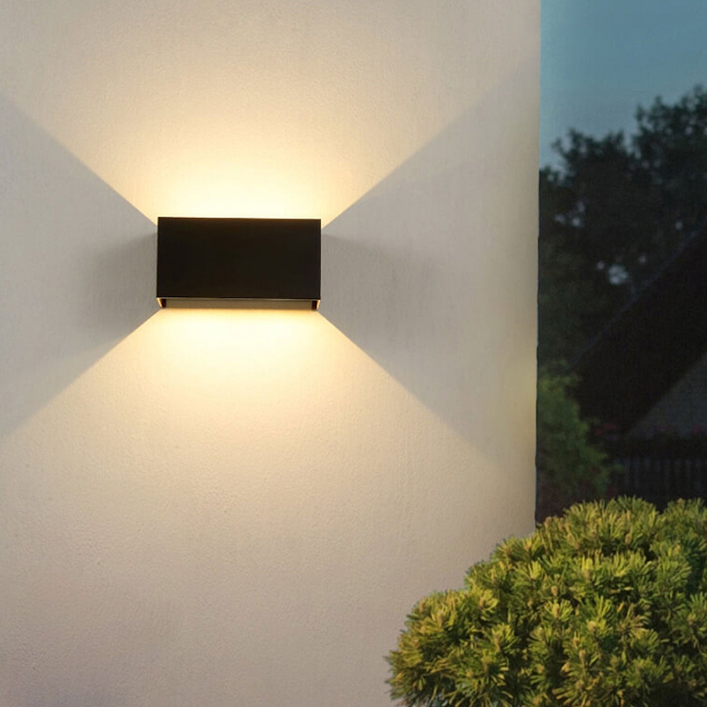 LZINA™ | Modern waterproof rectangular LED wall light for outdoor use with up and down lighting