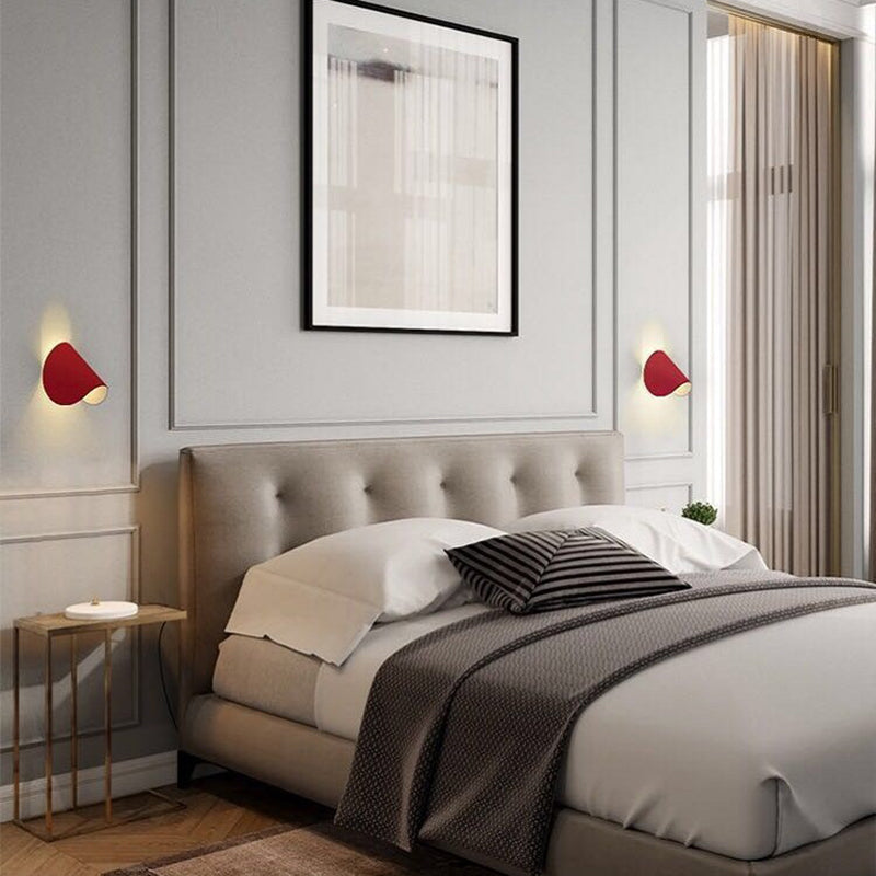 BowLift Eveline: Modern Geometric LED Wall Light with 4 Color Options, Indoor/Outdoor Metal Fixture