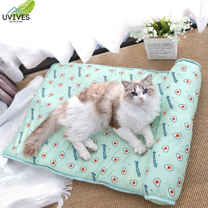 Cooling Mat Ice Silk for Dogs and Cats – Self-Cooling Without Electricity | Bowlift