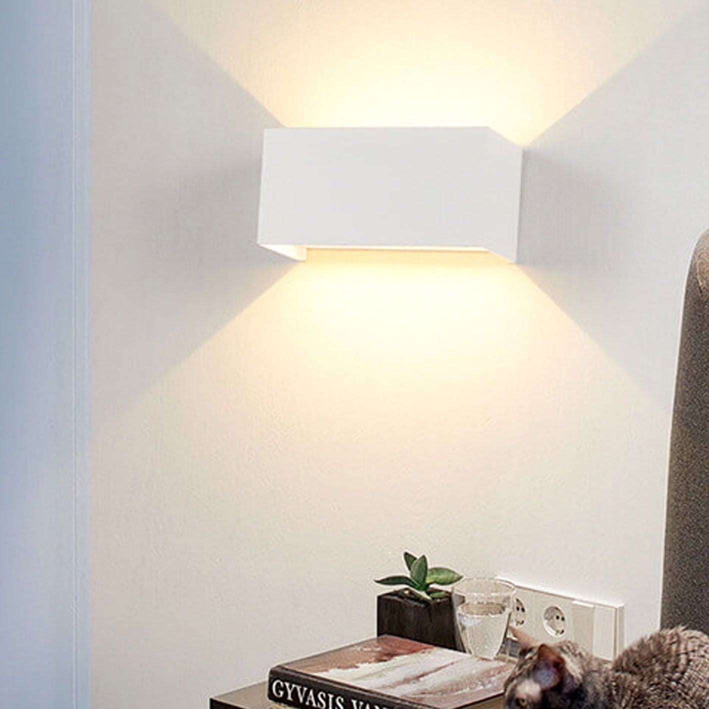 LZINA™ | Modern waterproof rectangular LED wall light for outdoor use with up and down lighting