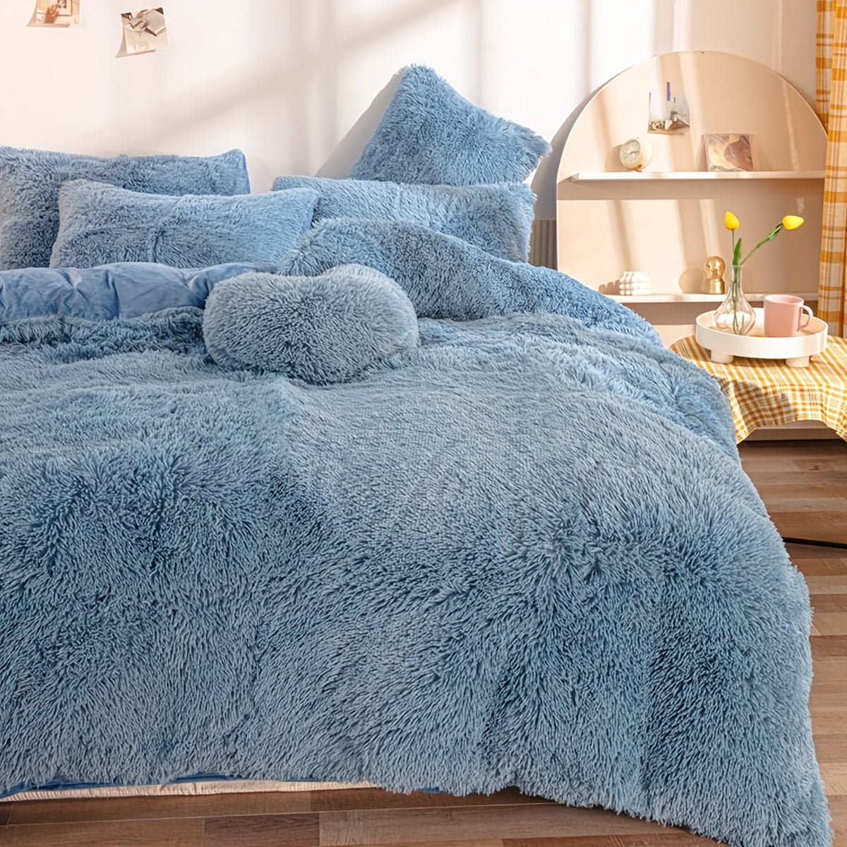 BowLift | Three-Piece Velvet Bedding Set with Velvet Finish