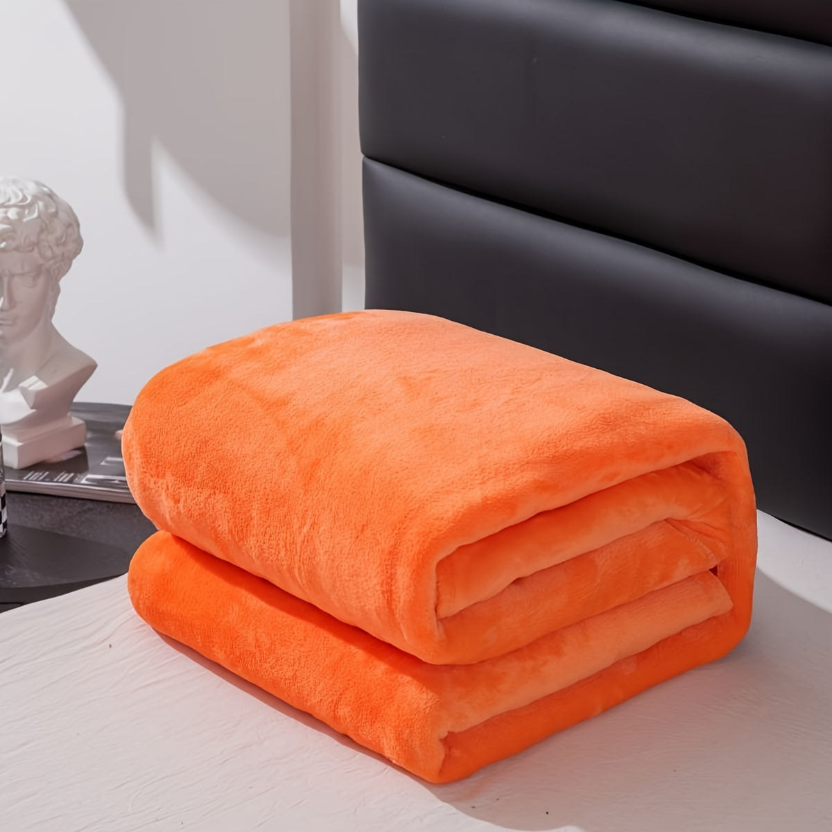 BowLift | Soft and warm gray flannel blanket for all seasons