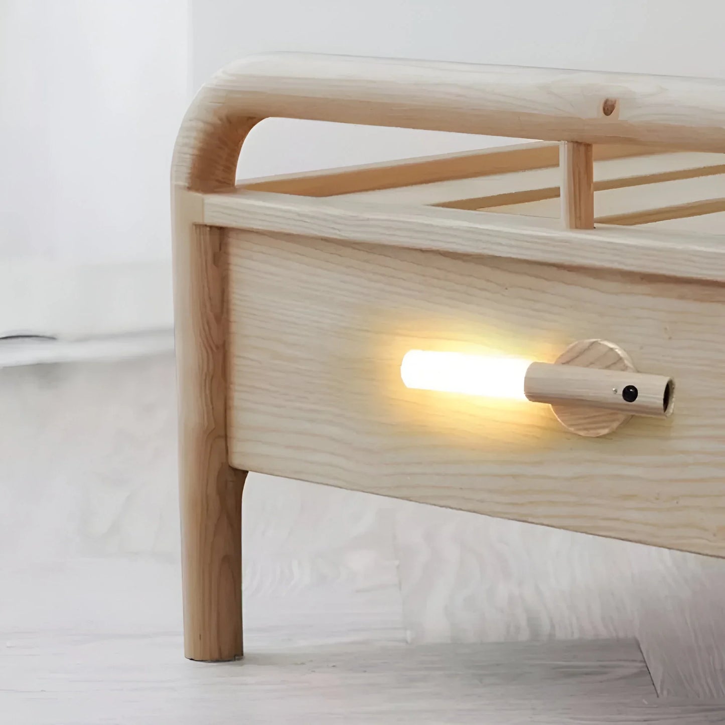 LumoGlow – Magnetic Motion Sensor Wall Light