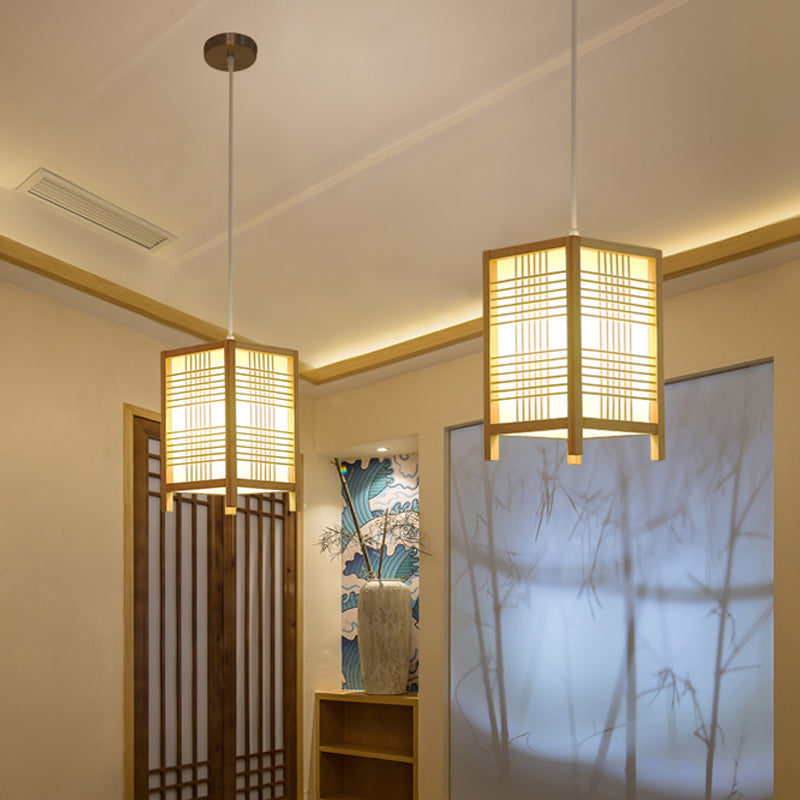 BowLift Traditional Japanese Wooden Lantern - Elegant, Timeless Lighting