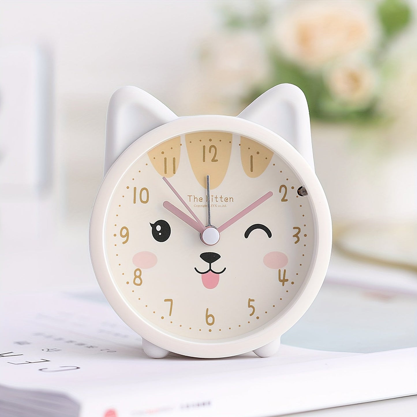LZINA™ | Children's Alarm Clock with Night Light – Quiet, Rabbit Pattern & Compact Design
