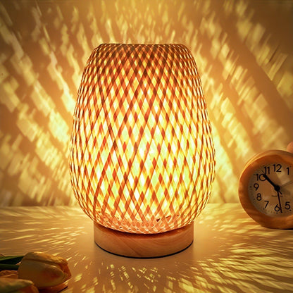BowLift Aura Lamp: Bamboo USB-Powered Table Lamp for the Bedroom