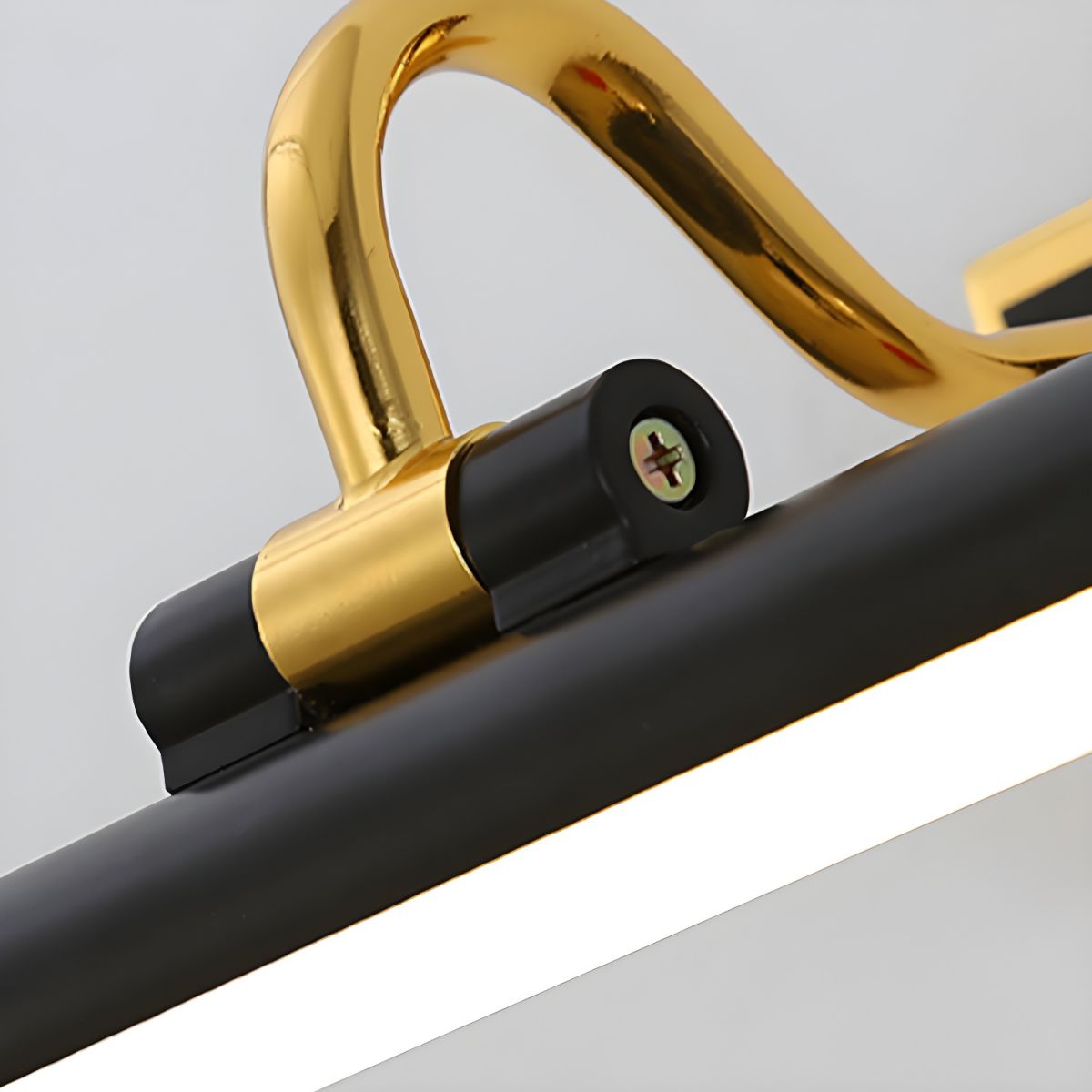 Luxury Black-Gold Mirror Lamp – LumoGold | Bowlift