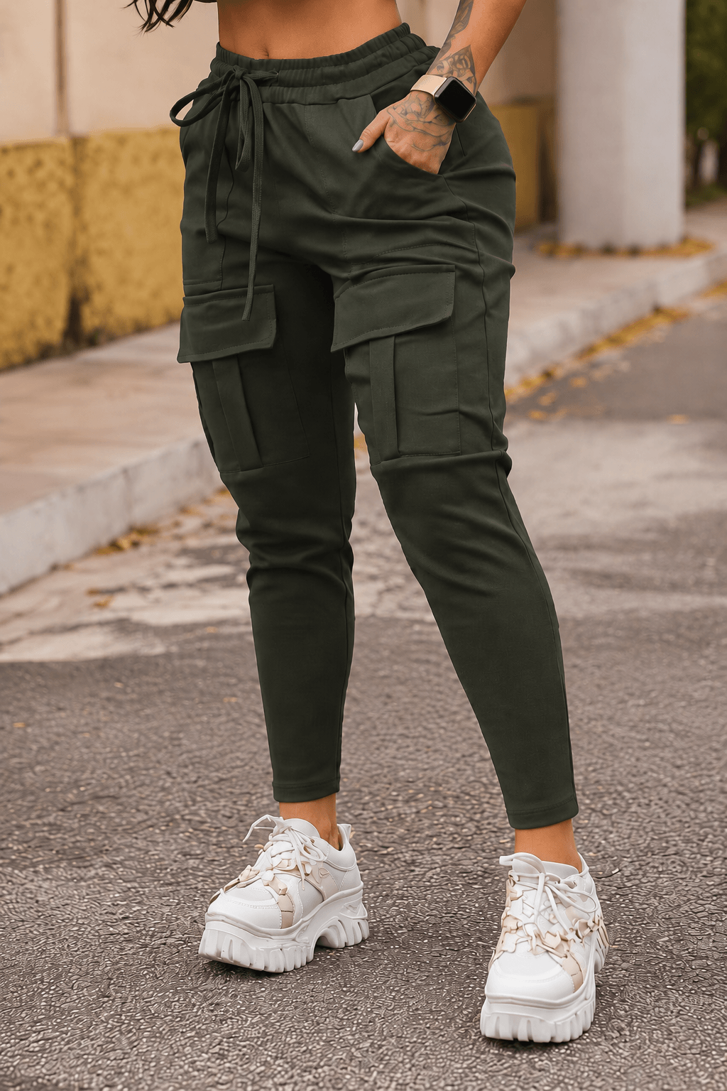Women’s Cargo Trousers & Cargo Pants – Drawstring Waist, Utility Pockets, Tapered Cuffs, Full-Length Casual Polyester Joggers for Spring & Summer