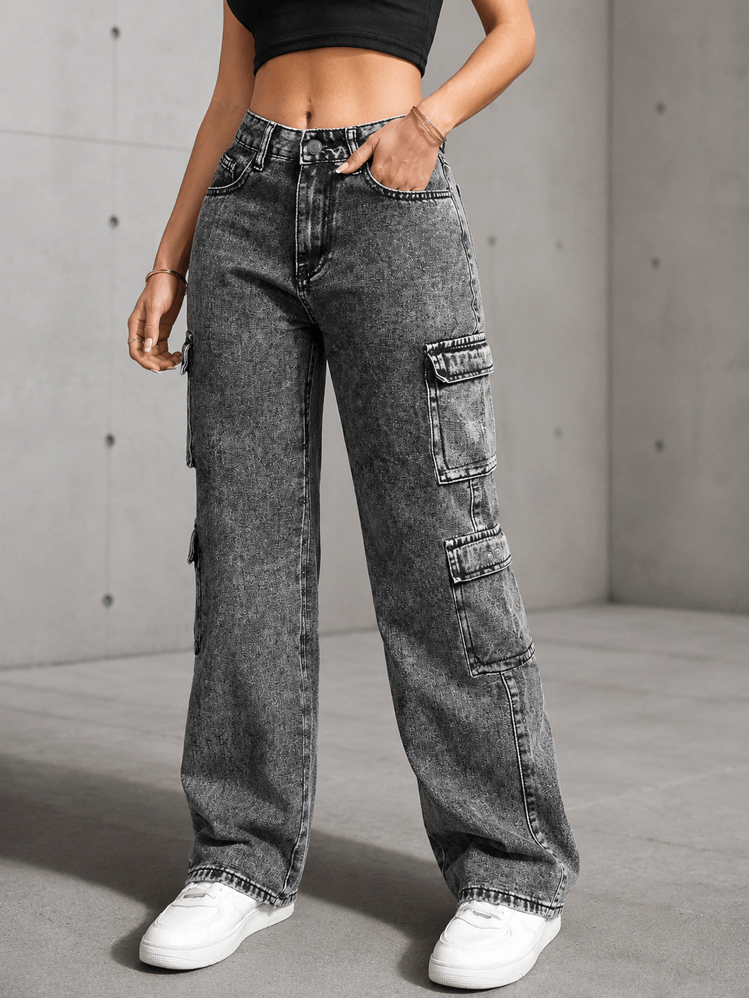 Women’s Grey High Waist Cargo Jeans with Multiple Pockets