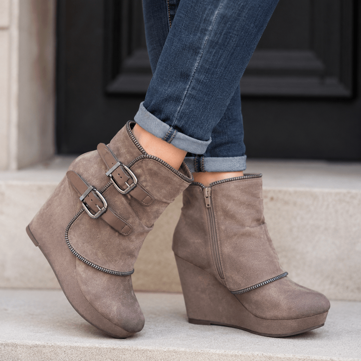 Women’s Chunky Wedge Ankle Boots Zip Round Toe Platform Boots