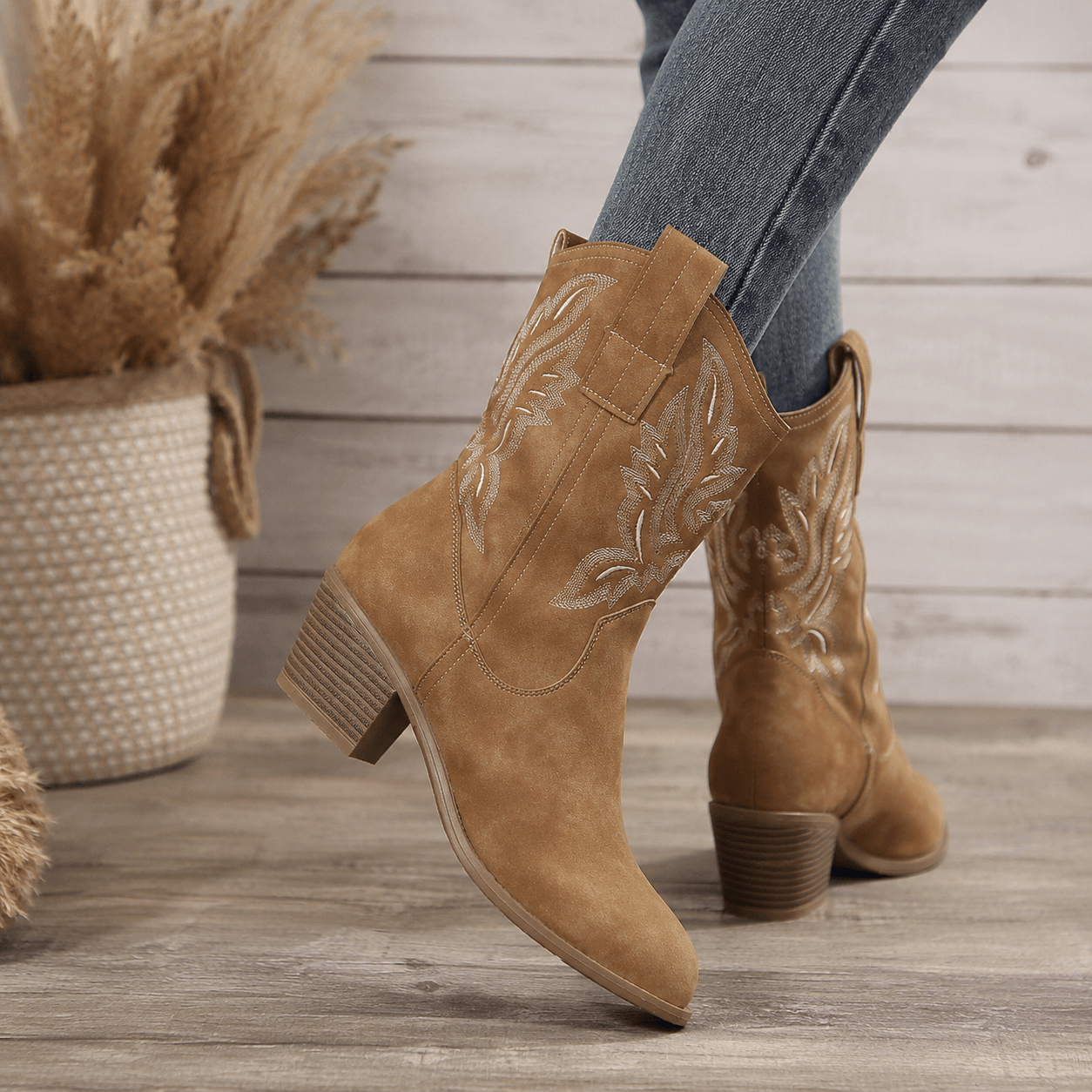 Women’s Embroidered Cowboy Boots Pointed Toe Western Mid Calf Boots