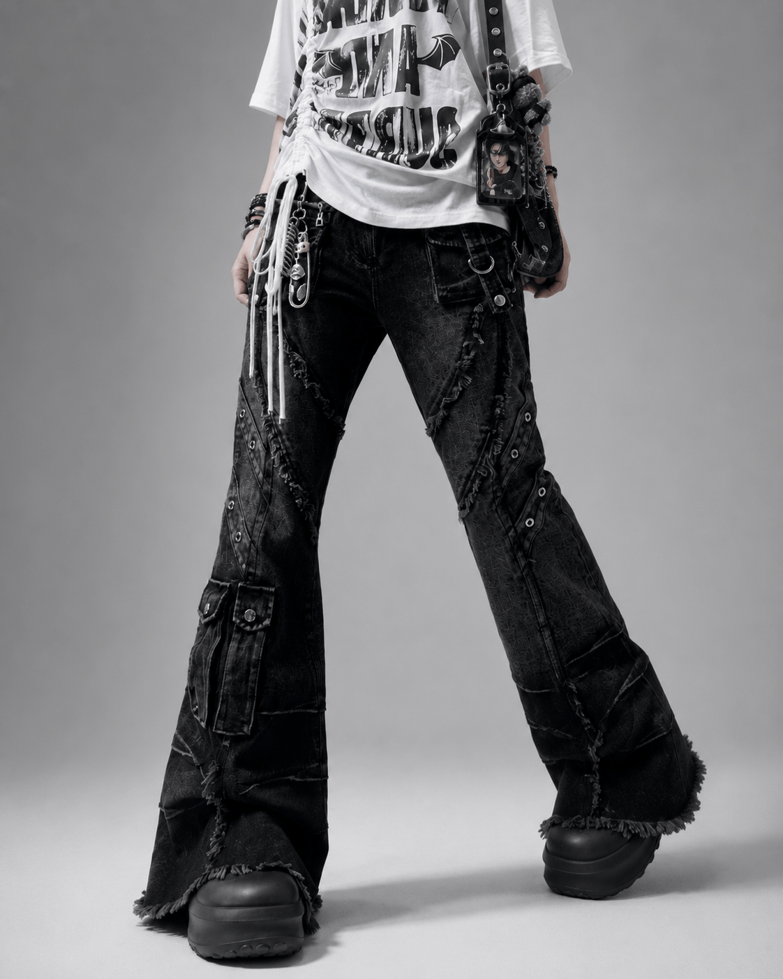 Women’s Black Baggy Flared Jeans Low Rise Cargo Pocket Denim Trousers