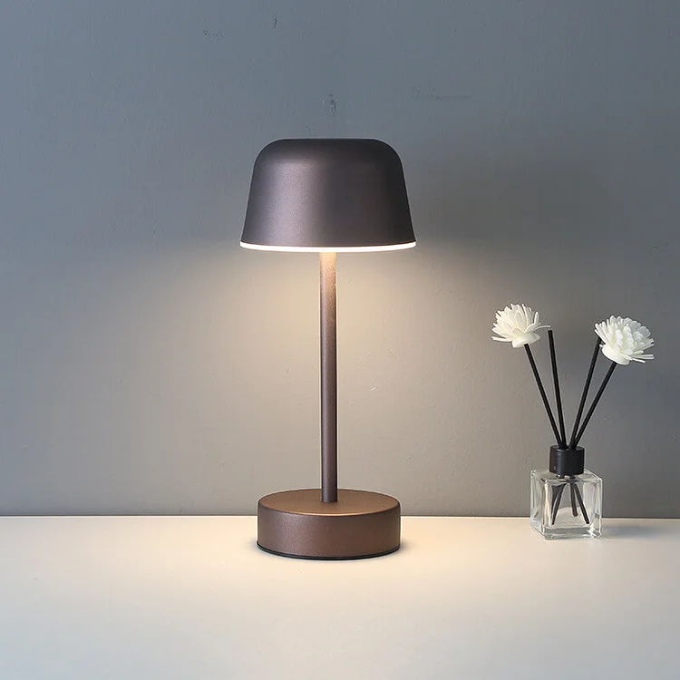 BowLift PRISMA PULSE FLARE: Dynamic LED Table Lamp for Modern Spaces