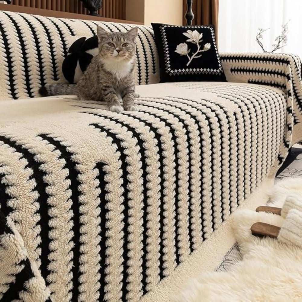 BowLift | Plush Sofa Cover with Non-Slip Back