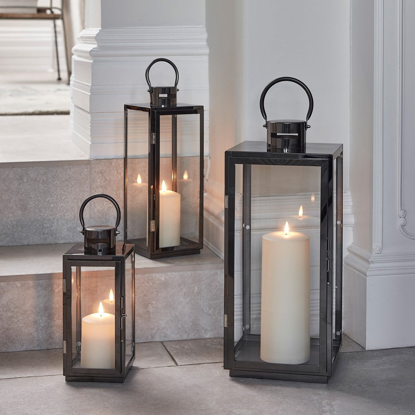 BowLift LED Lantern – Stainless Steel in Dark Gray with TruGlow LED Candle